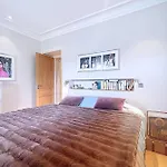 Elegant Flat In The Heart Of The 7th